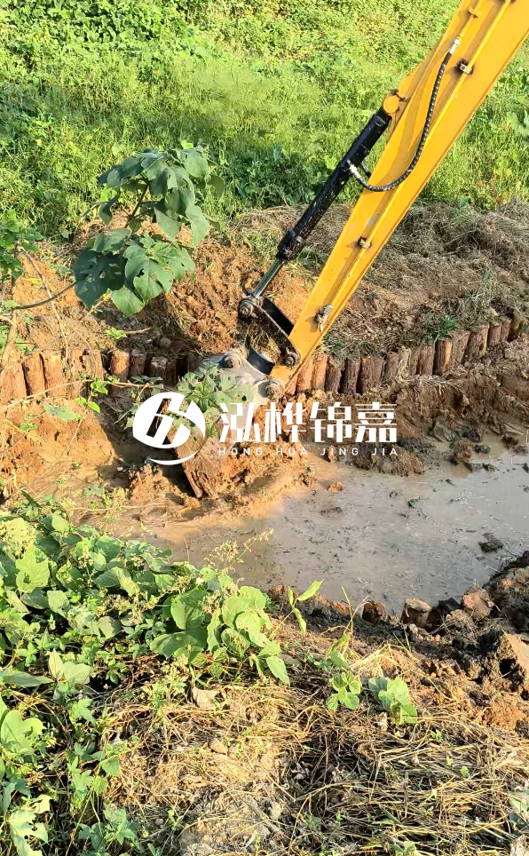 德州河道清淤專業(yè)施工-打完松木樁后為何需要立即清理淤泥？