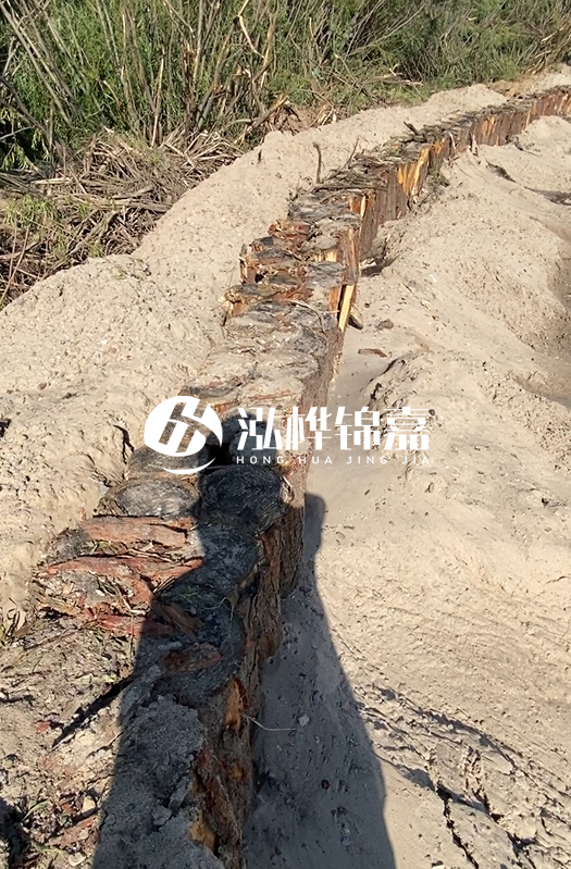 江蘇松木樁源頭廠家泓樺錦嘉-松木樁4米直徑8-10的價(jià)格？