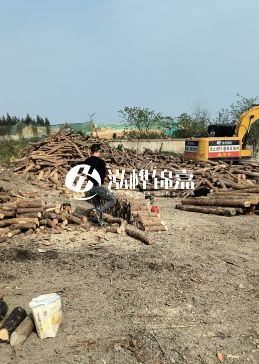 松木樁現(xiàn)貨供應(yīng)的廠(chǎng)家有哪些？泓樺錦嘉可以送山西嗎？