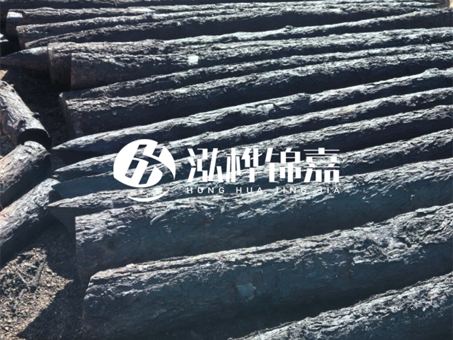 經(jīng)過防腐處理的松木樁價格貴多少？炭化處理的松木樁貴多少？