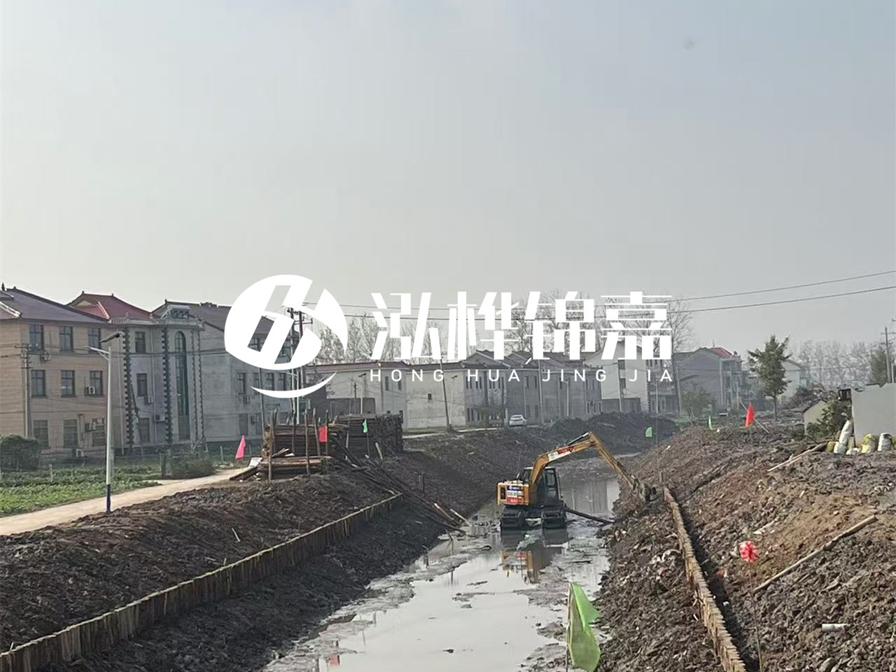 河南松木樁廠家地址在哪里？如何避免買(mǎi)到空心樁？