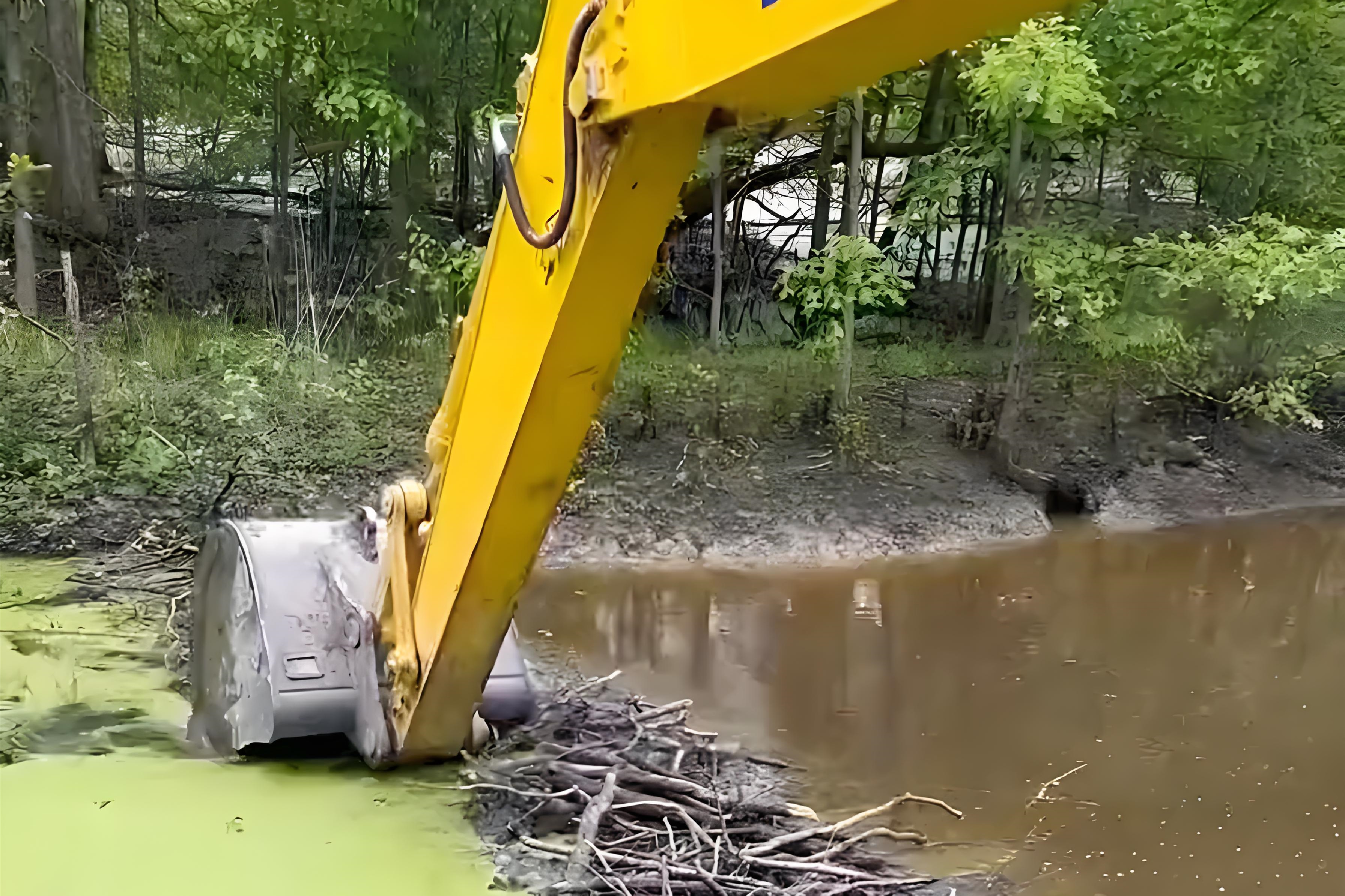 益陽(yáng)水挖清淤團(tuán)隊(duì)泓樺錦嘉-水塘清淤中遇到大量垃圾如何處理？