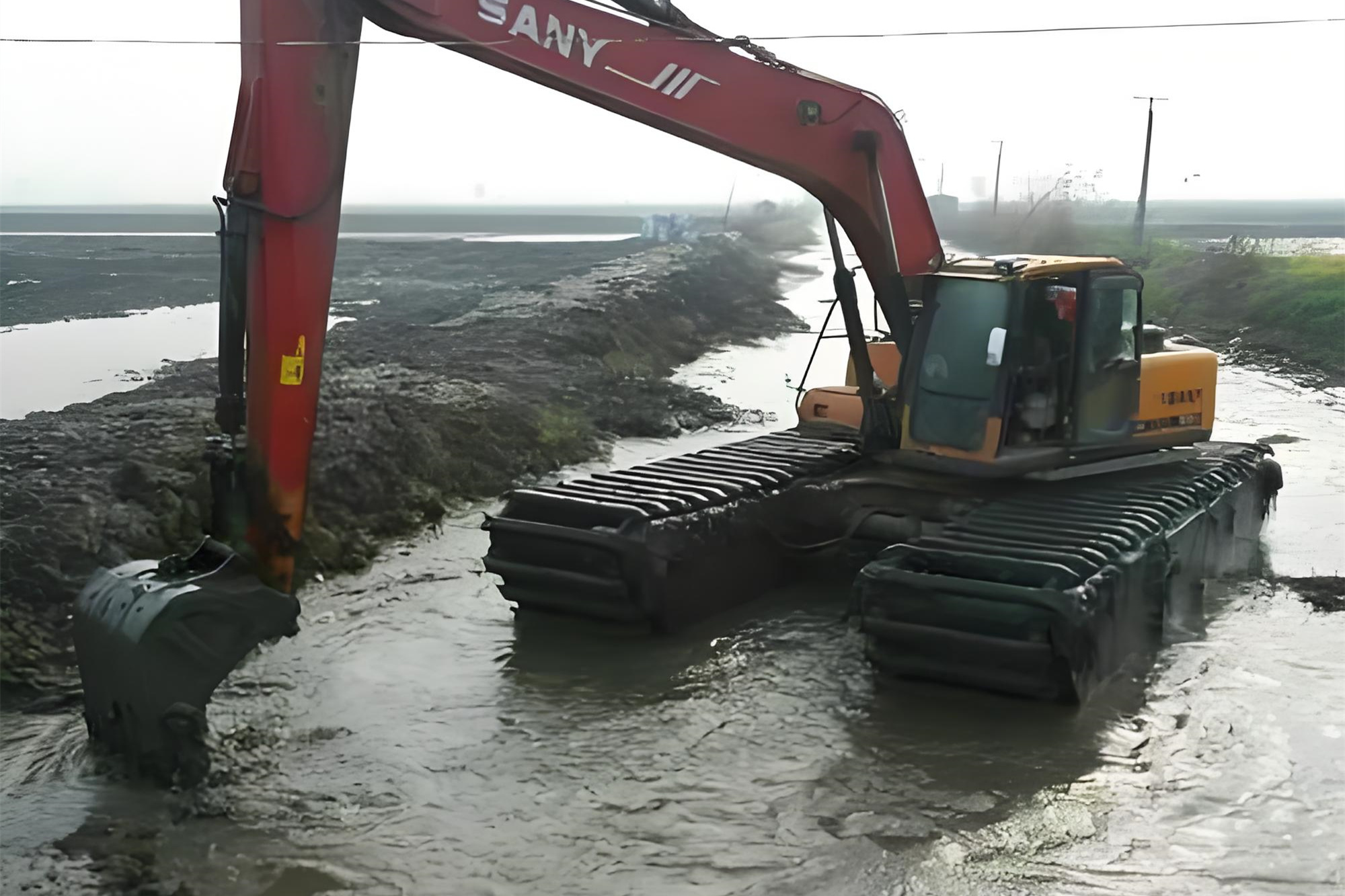 江蘇淮安挖機(jī)清淤施工隊(duì) - 鄉(xiāng)村溝渠清淤的施工隊(duì)伍哪里找？