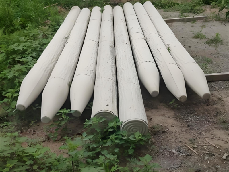 水泥樁批發(fā)廠家泓樺錦嘉-水泥仿木樁的耐腐蝕性如何？