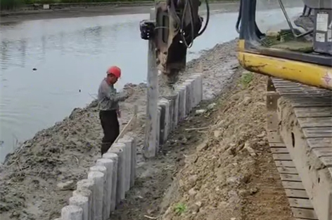 水泥樁批發(fā)廠家泓樺錦嘉-和真木樁比價(jià)格貴多少？