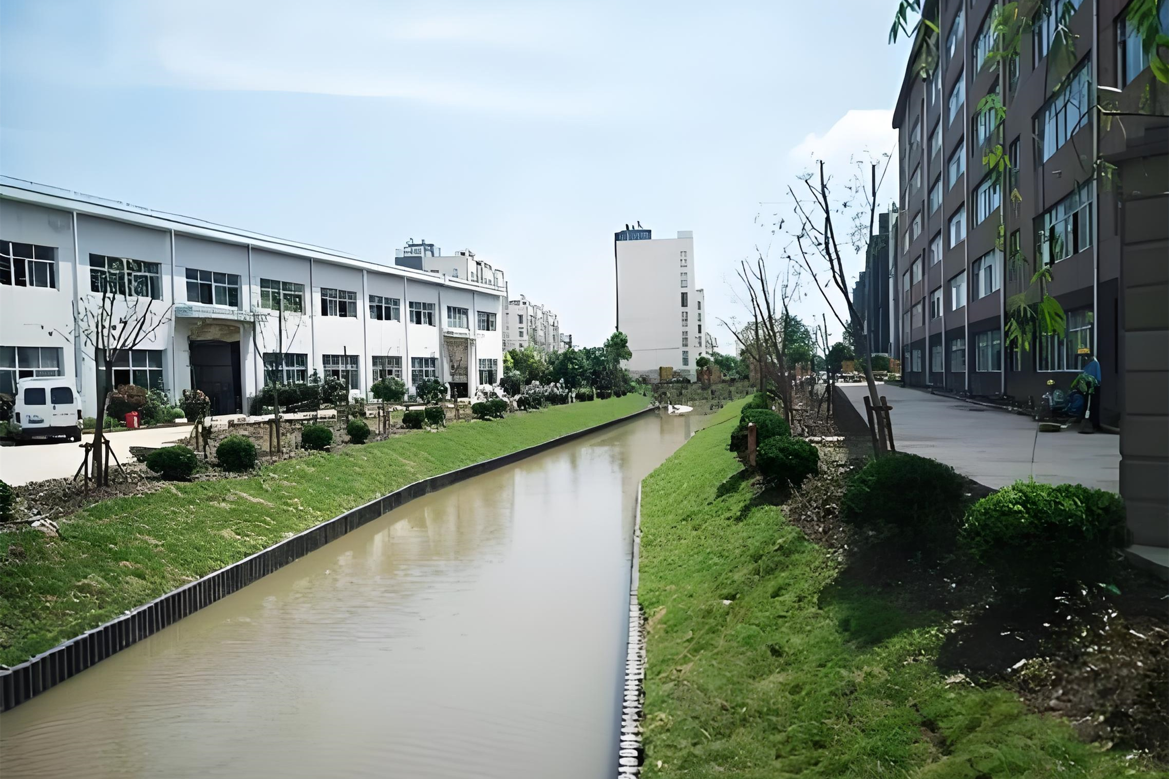 水泥樁批發(fā)廠家泓樺錦嘉-打水泥樁的承載力如何計(jì)算？