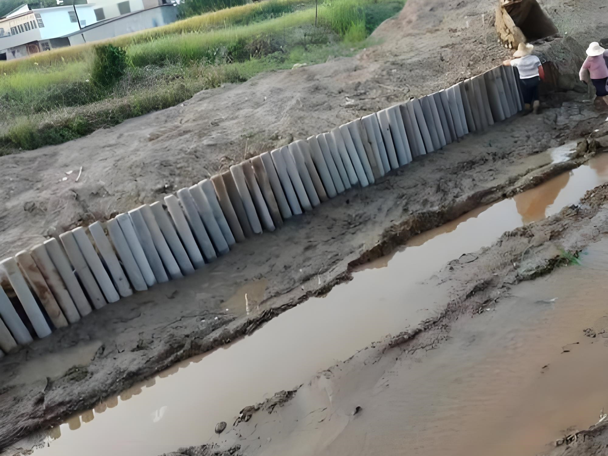 水泥仿木樁施工隊(duì)泓樺錦嘉 - 水泥仿木樁的施工費(fèi)用怎么計(jì)算？