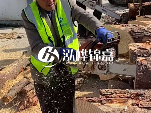 松木樁施工隊(duì)泓樺錦嘉 - 河道護(hù)岸用打樁木選什么材質(zhì)？